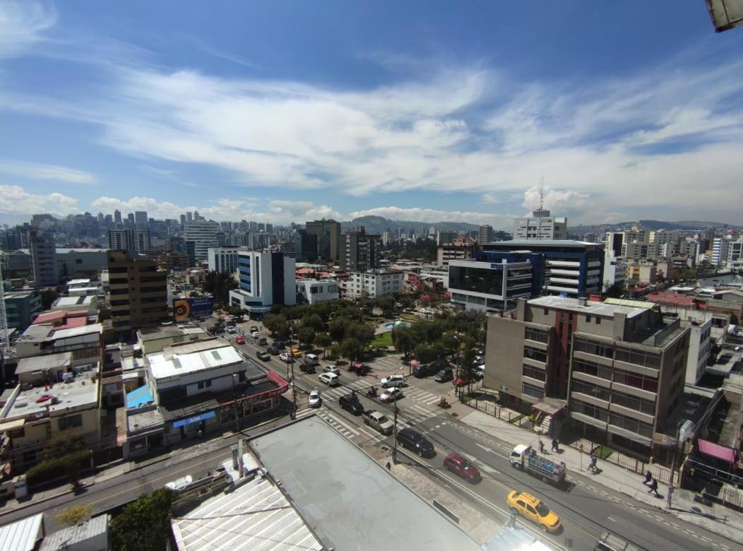 Val Hotel Santamaria Quito Exterior foto